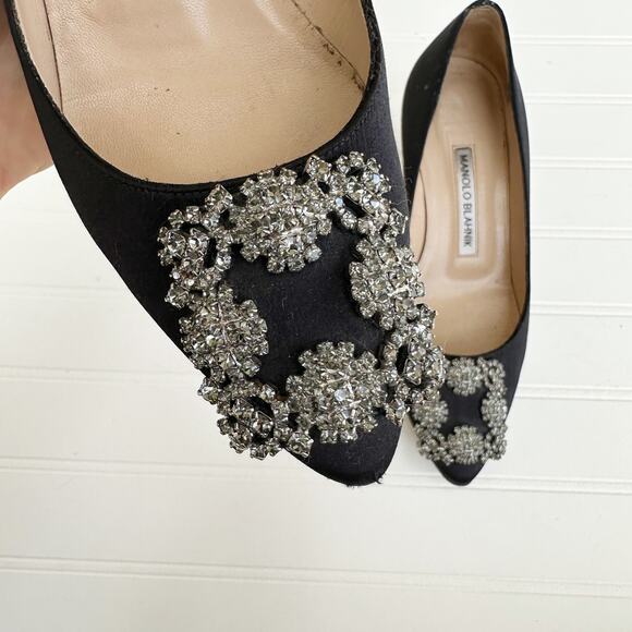 Manolo Blahnik Hangisi Black Satin Crystal Buckle Pumps Embellished Heels 36 - Picture 3 of 7